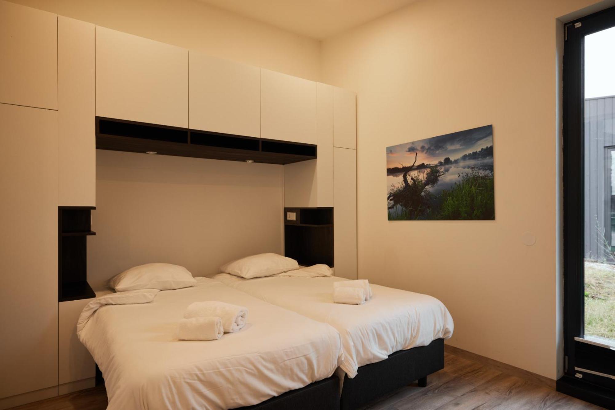Dutchen Zeegser Duinen Suitelodges Exterior photo